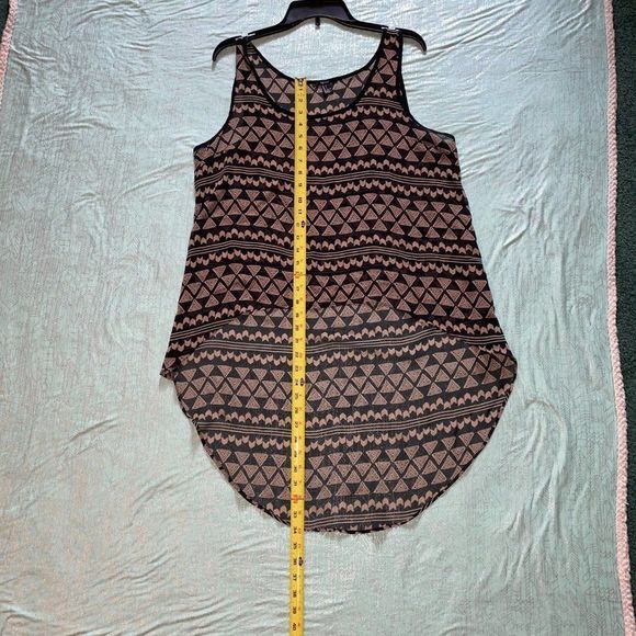 Forever 21 Lo/hi top size L - Picture 4 of 11